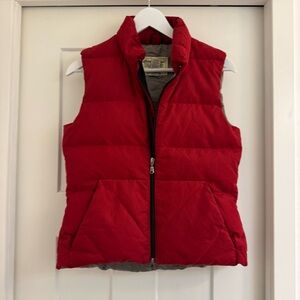Eddie Bauer Women's Scarlet Puffer Vest goose down